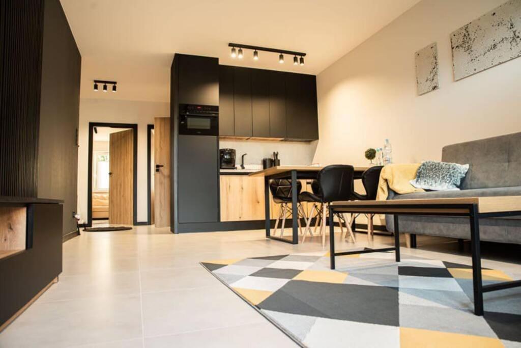 Apartament Twierdza Z Widokiem Na Jezioro Оструда Экстерьер фото
