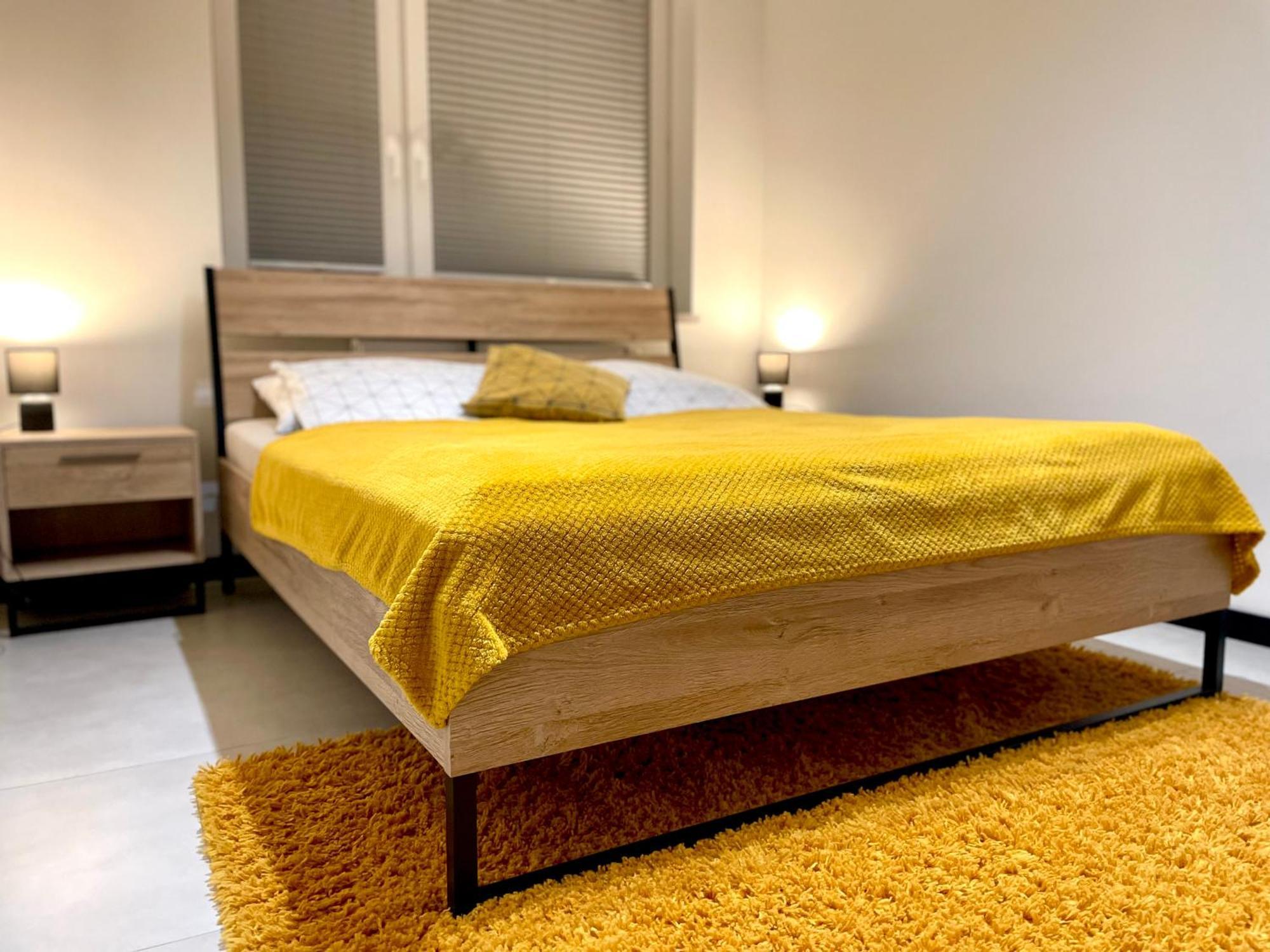 Apartament Twierdza Z Widokiem Na Jezioro Оструда Экстерьер фото
