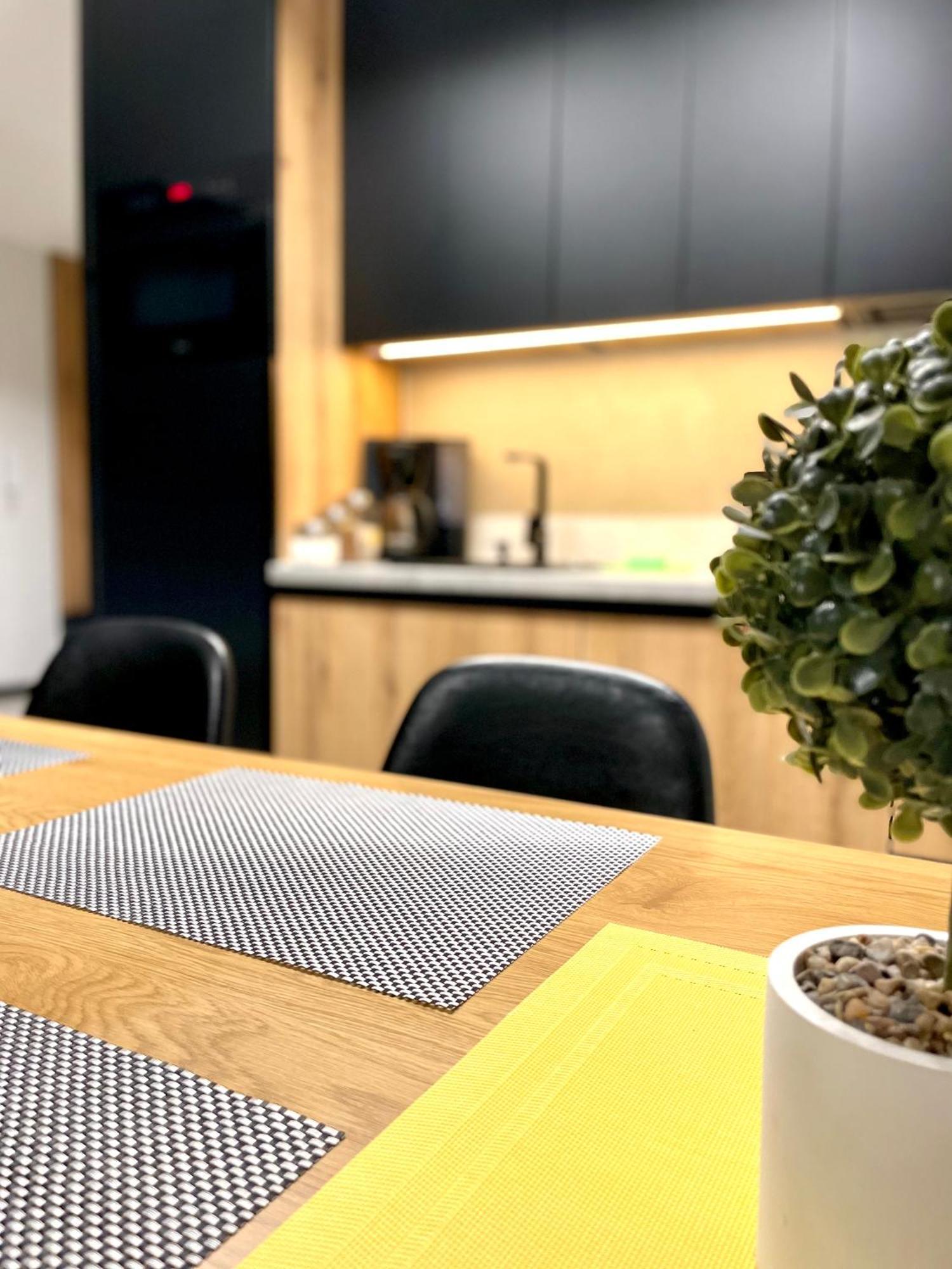 Apartament Twierdza Z Widokiem Na Jezioro Оструда Экстерьер фото